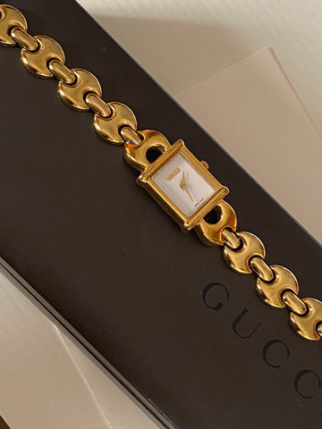 GUCCI 1800L Gold Plated Bracelet Watch
