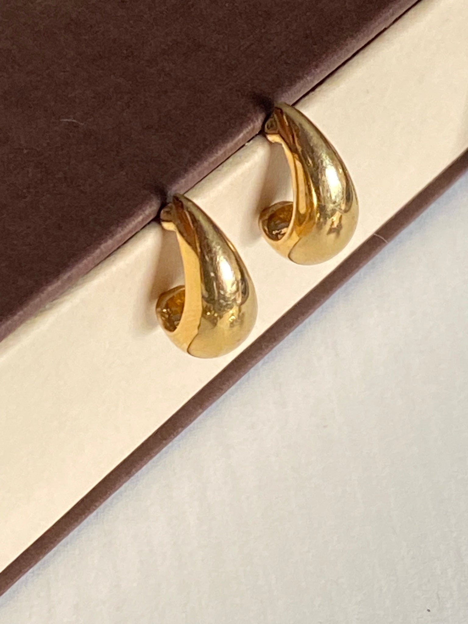 1970-1990 Gold Plated Tear Drop Pierced Earrings