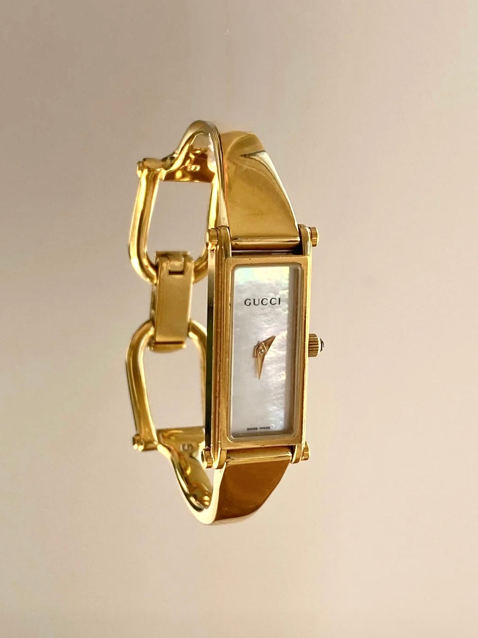 GUCCI 1500L Gold Plated Horsebit Bracelet Watch