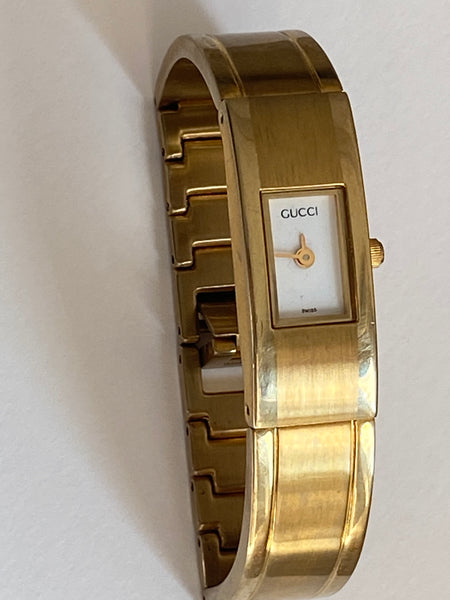 Rare GUCCI 2200 Gold Plated Bracelet Watch