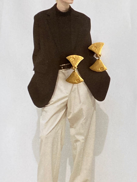 KARL LAGERFELD 1980 Matte Gold Clip On Earrings