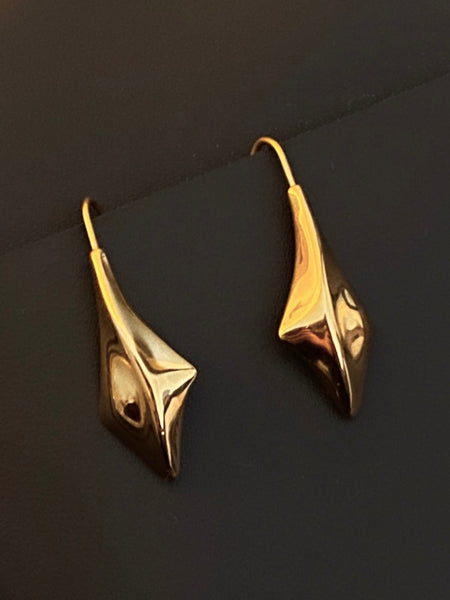 MONET 1970-1980 Modernist Drop Gold Plated Pierced Earrings