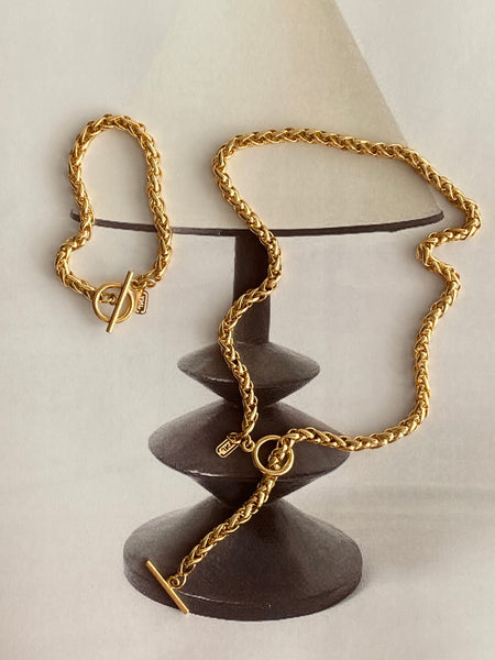 Jones New York 1980 Gold Plated Toggle Chain Bracelet