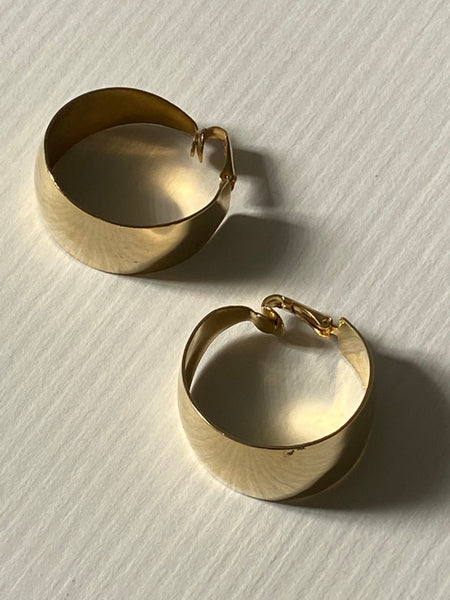 1970-1980 Gold Plated Hoop Clip On Earrings