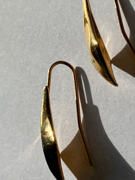 MONET 1970-1980 Modernist Drop Gold Plated Pierced Earrings