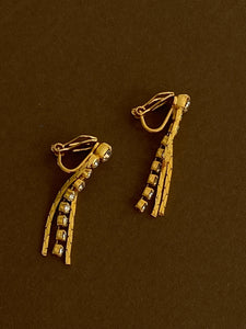 1970-1989 Swarovski Chain Gold Plated Clip On Earrings